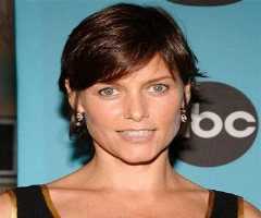 Carey Lowell