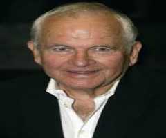 Ian Holm