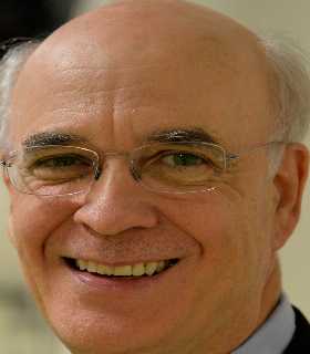 Famous People Born On January 24 - Biography, Life, Interesting Facts