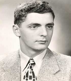 Famous People Born On May 23 - Biography, Life, Interesting Facts