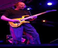 Adrian Belew