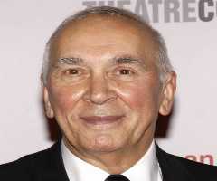 Frank Langella