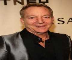 Fred Schneider