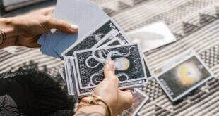 Practice Tarot Card Reading